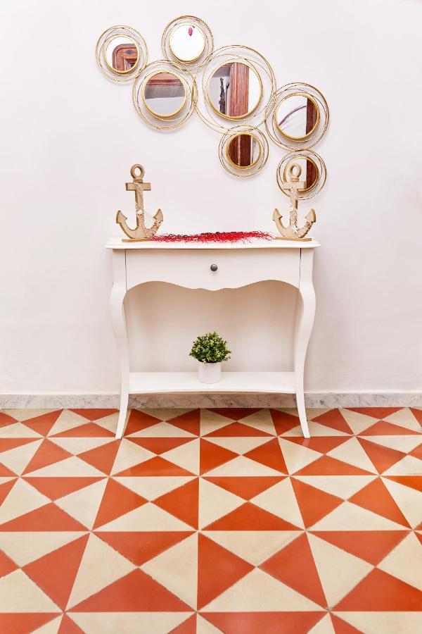 Louis Mary Apartment Gallipoli Bagian luar foto