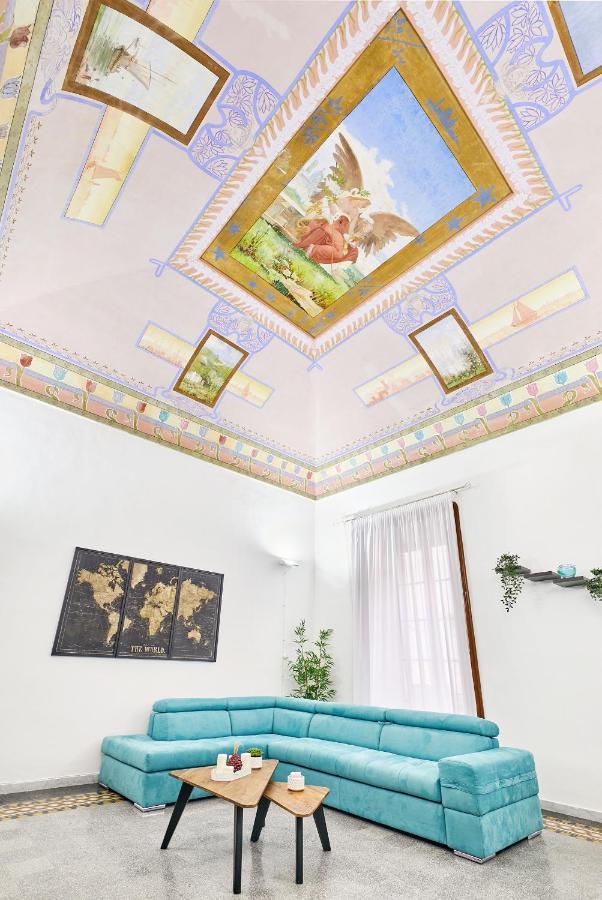 Louis Mary Apartment Gallipoli Bagian luar foto